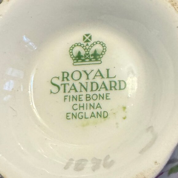 ROYAL STANDARD tea cup, footed, fine bone china, England, pink & blue floral - Picture 4 of 4